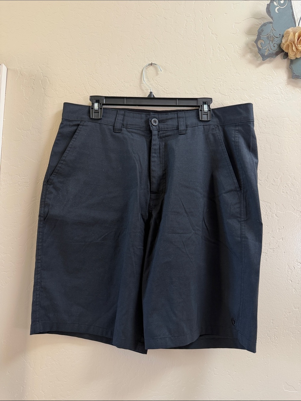 Hang Ten Men's Navy Flat Front Shorts